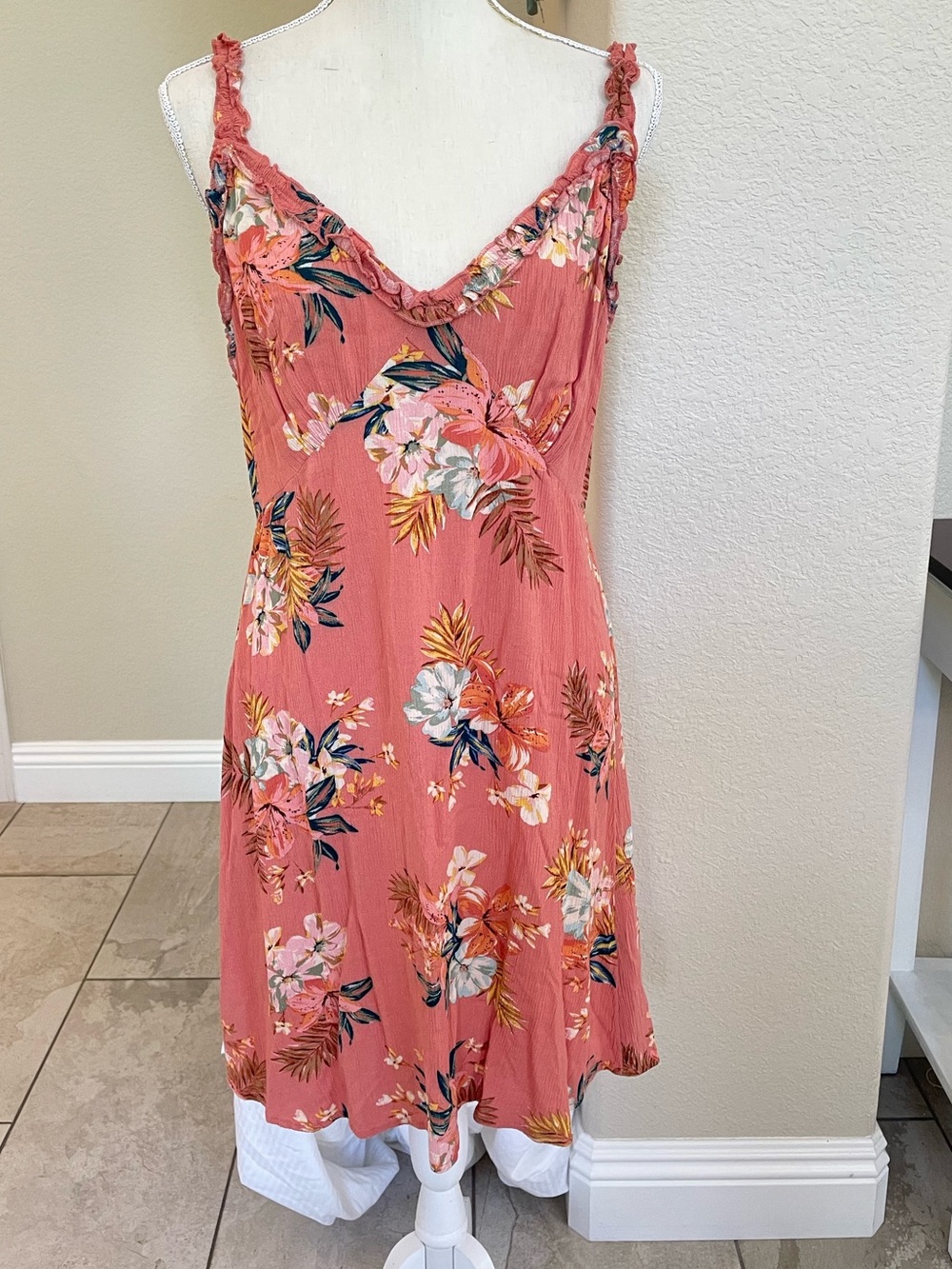 O’Neill Floral Pink Slip Dress with Tropical Print SZ LG